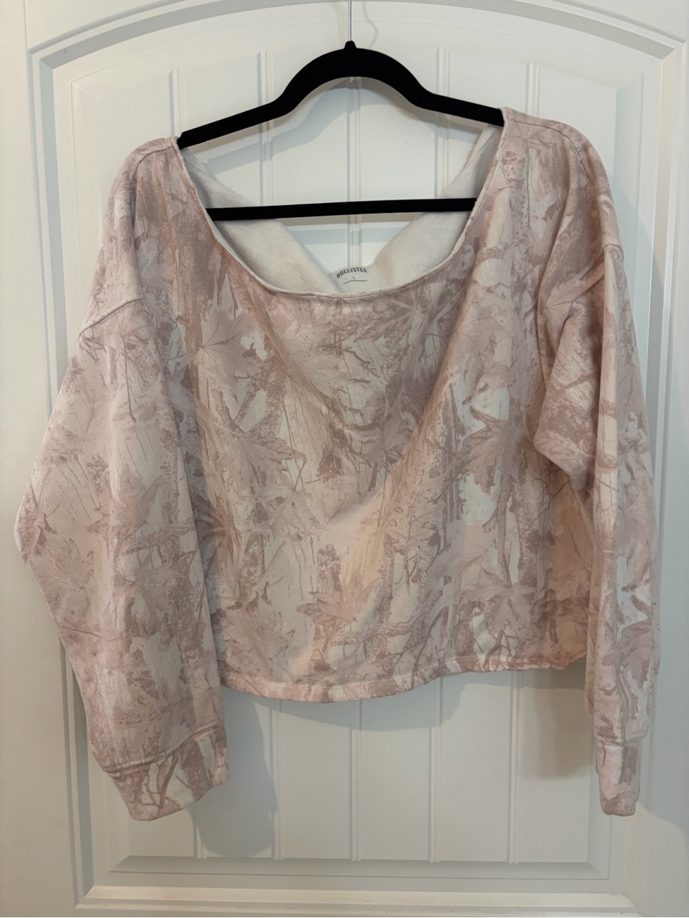 Hollister Light Pink Printed Scoop-Neck Sweatshirt
